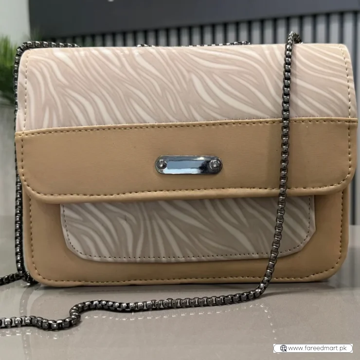 Luxury Women’s Shoulder Bag in Beige Faux Leather for Casual, Work, and Formal Use