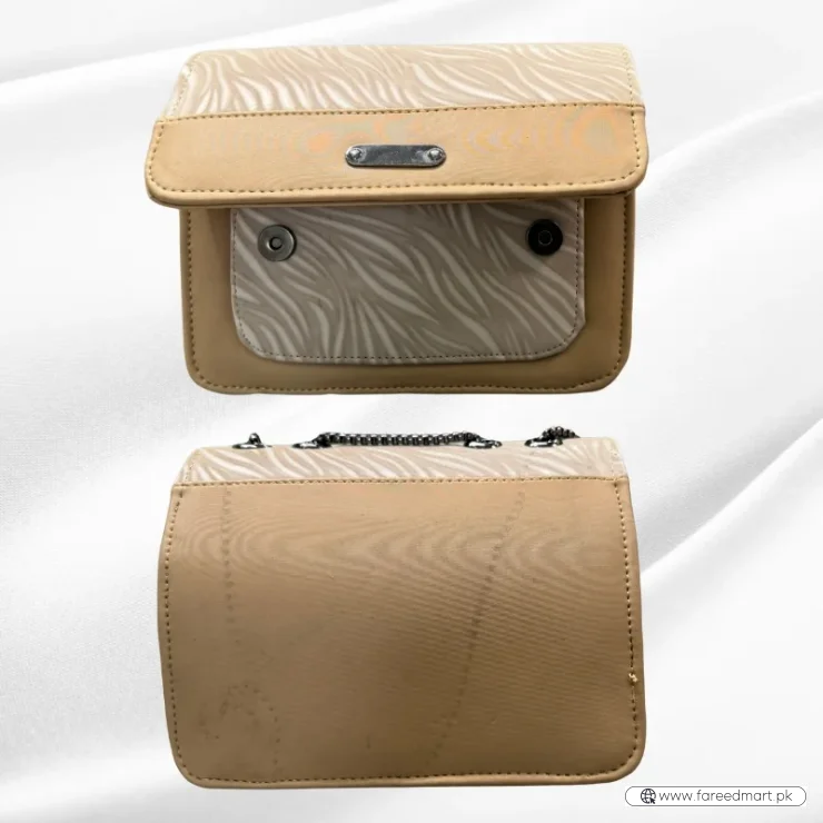 Luxury Women’s Shoulder Bag in Beige Faux Leather for Casual, Work, and Formal Use